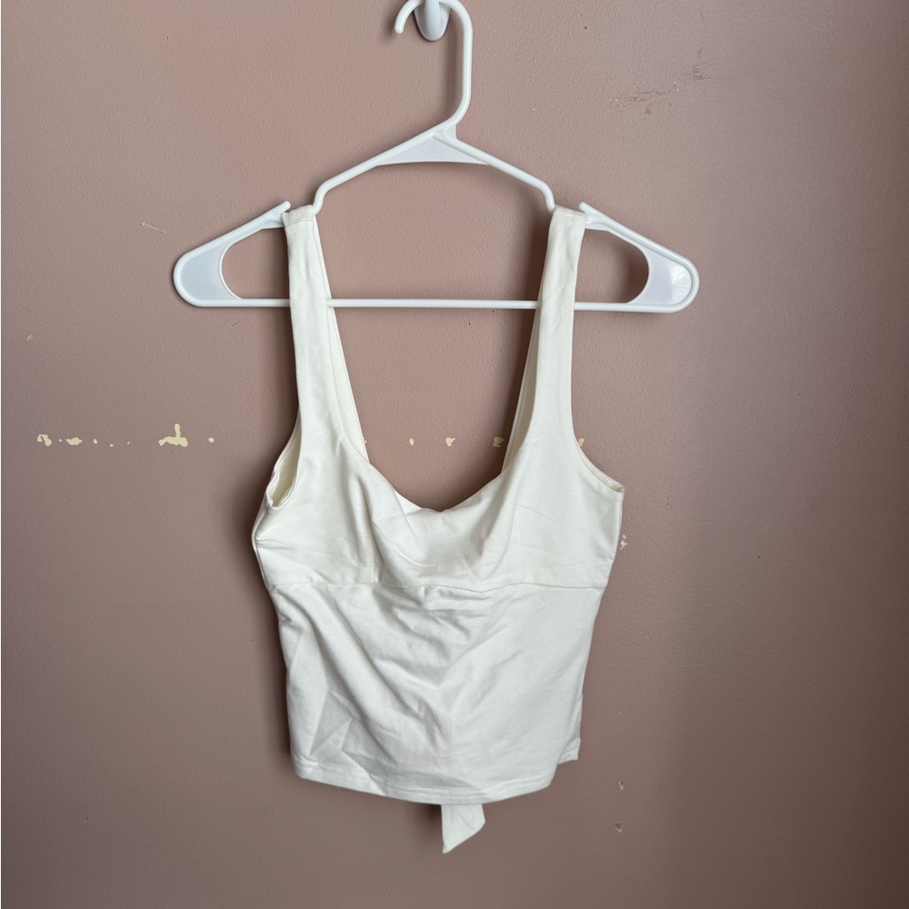 Edikted Cream Sleeveless Crop Tank Top